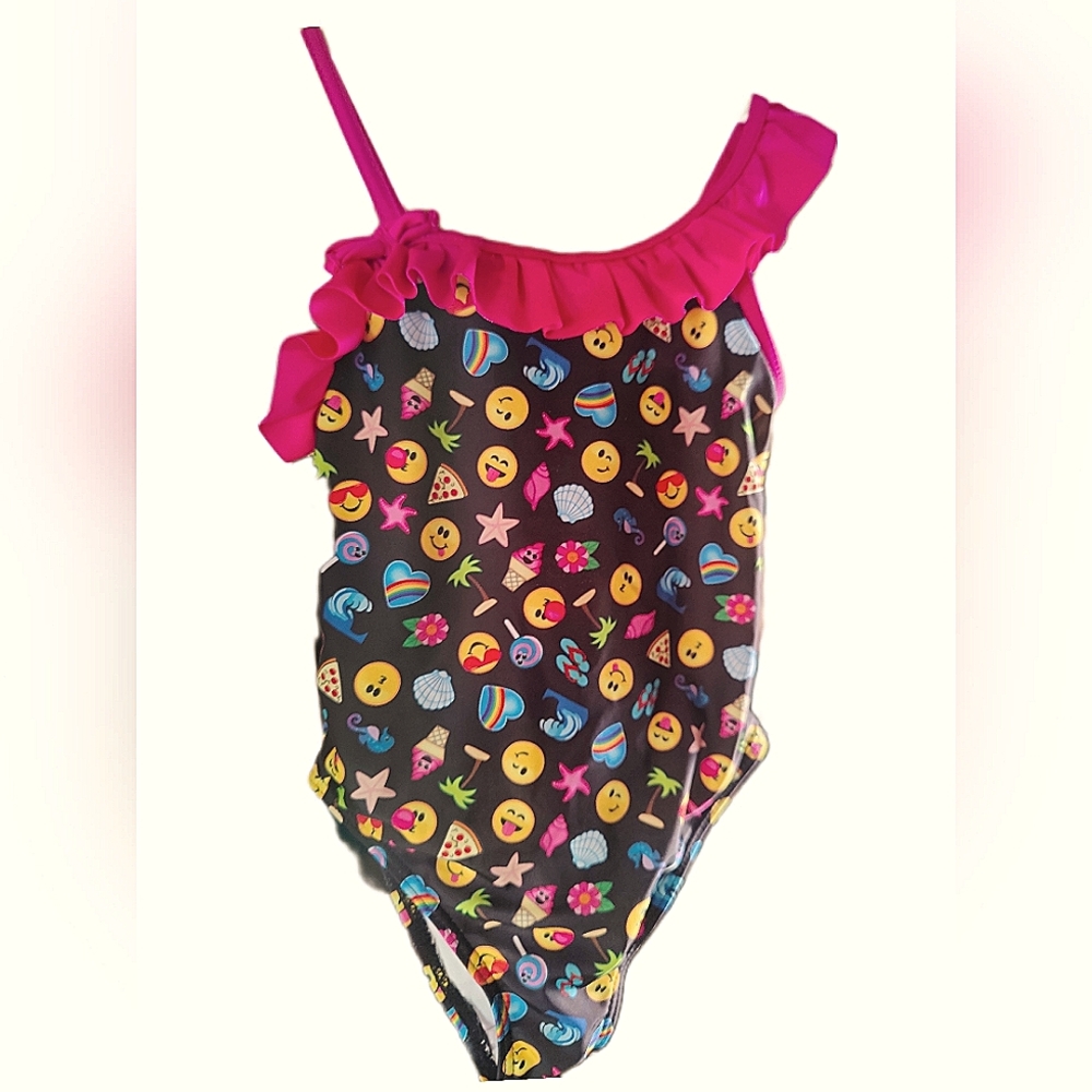 Girls swimsuit